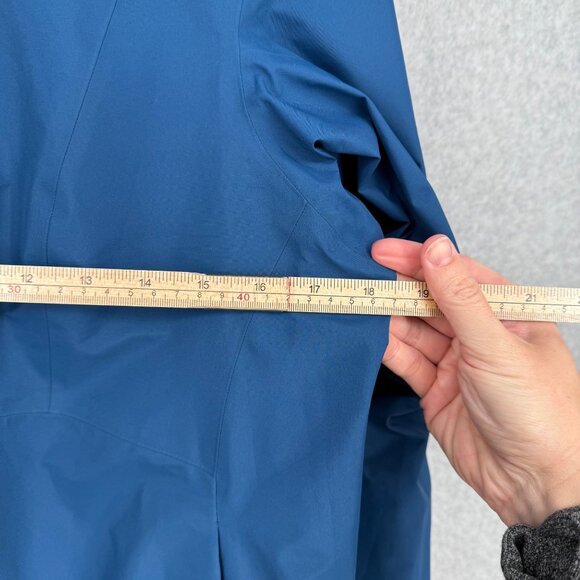 Arcteryx Womens Imber Jacket Size M Blue GoreTex Long Rain Shell Hooded Packable - Picture 16 of 16